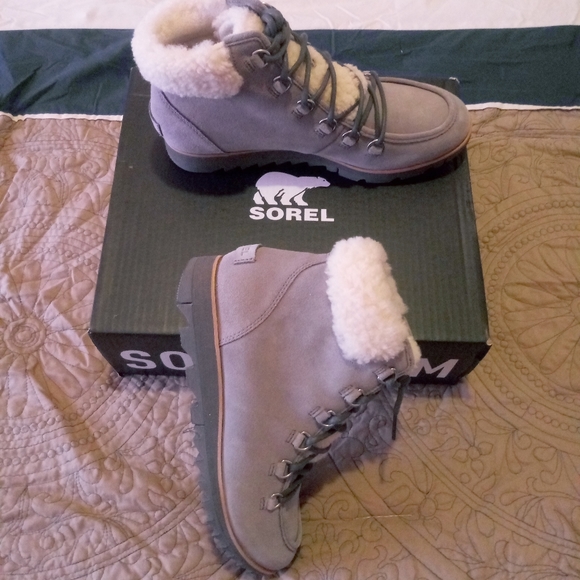 Sorel Harlow Lace Cozy Boots - Picture 8 of 11